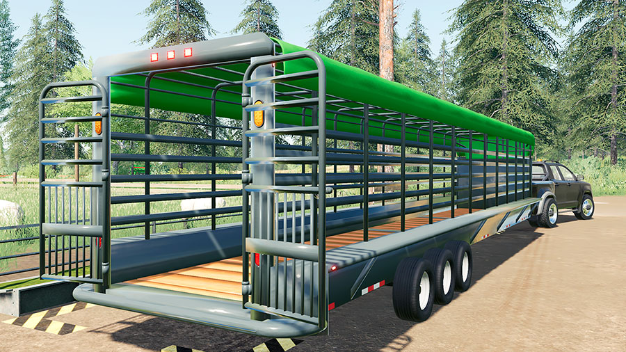 The Lizard Cattleman trailer with the rear doors open.